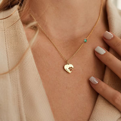 Collar personalizado de corazón con nombre y huellita